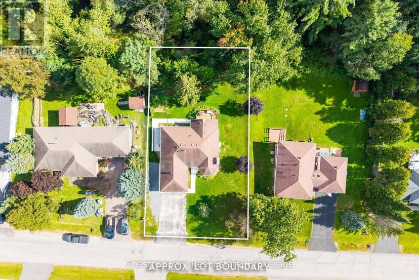 30 Catharine Crescent — photo 38 of 39