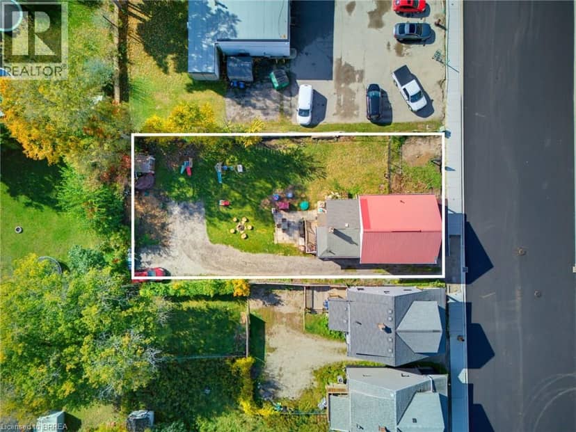252 DUNDAS Street, Woodstock
