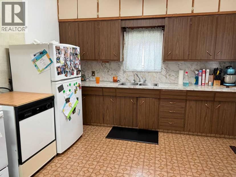 5303 55 Street, Taber, photo 7