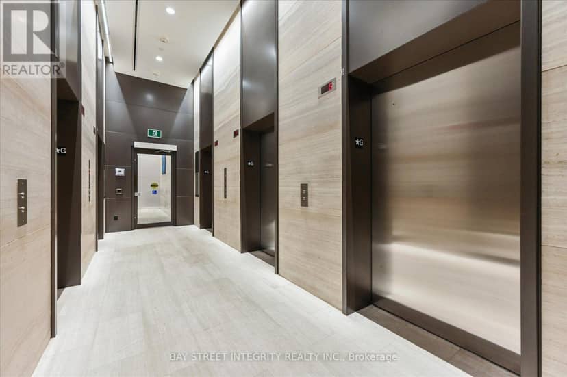 3807 - 7 Grenville Street — photo 27 of 34