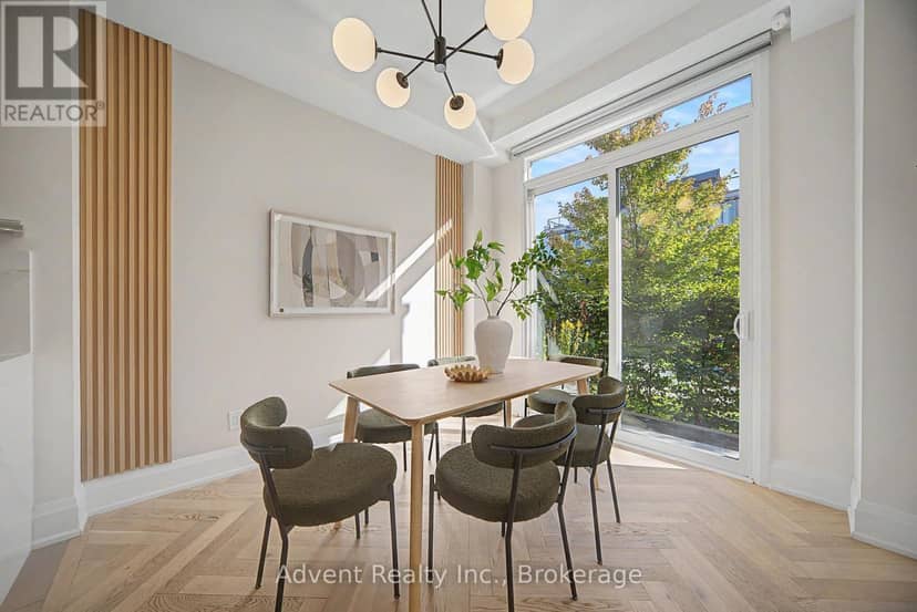 3 - 18 Greenbriar Road, Toronto, photo 7