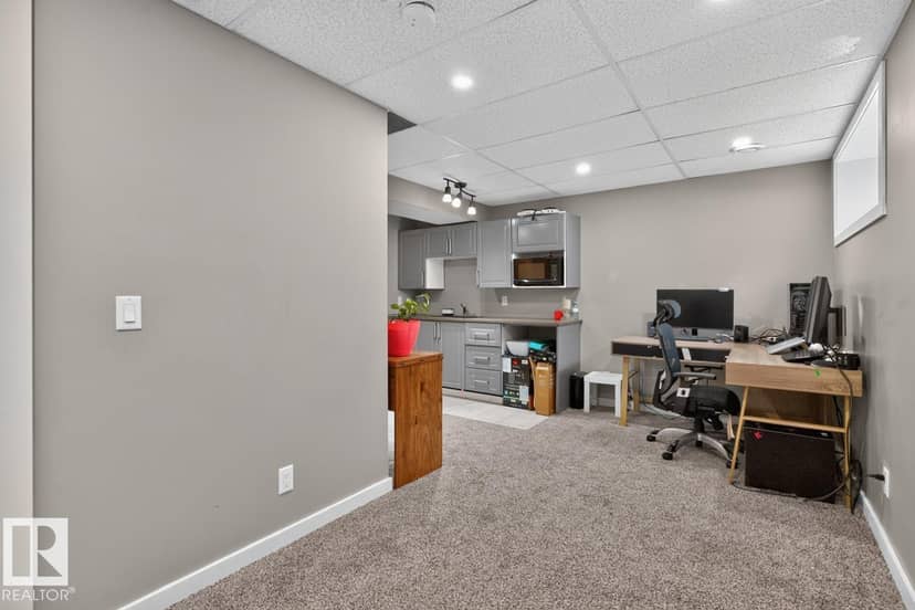 411 Simmonds Wy — photo 32 of 40
