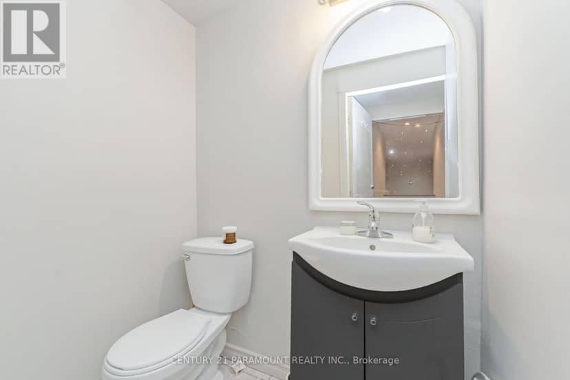 116 - 1010 Glen Street — photo 15 of 35
