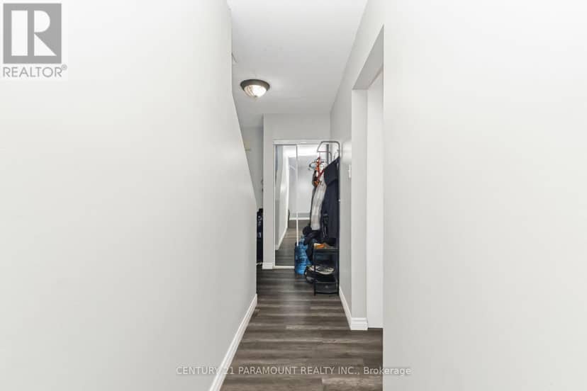 116 - 1010 Glen Street — photo 16 of 35
