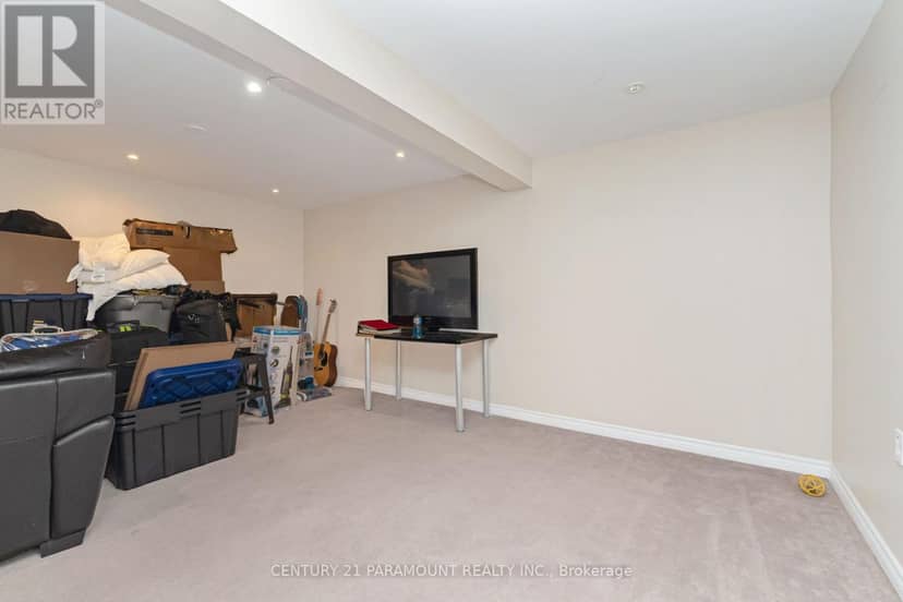 116 - 1010 Glen Street — photo 27 of 35
