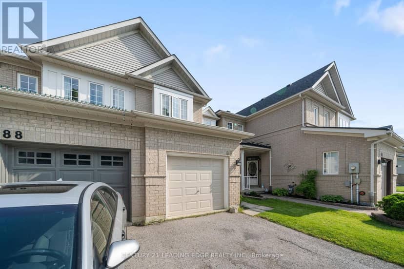 86 Breakwater Drive, Whitby, photo 3