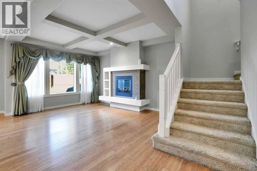 125 Walden Square SE — photo 16 of 40