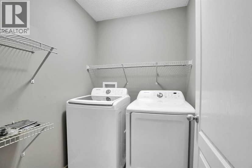 125 Walden Square SE — photo 22 of 40