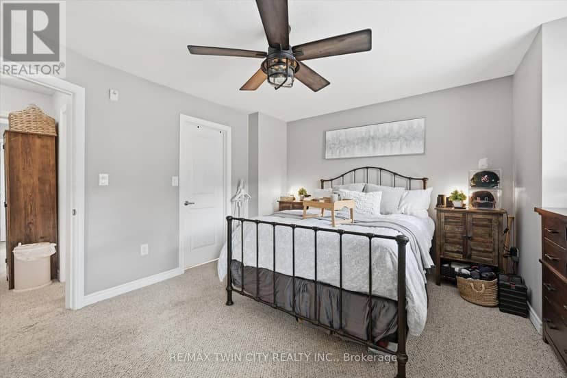 9 - 5030 Corporate Drive — photo 17 of 39