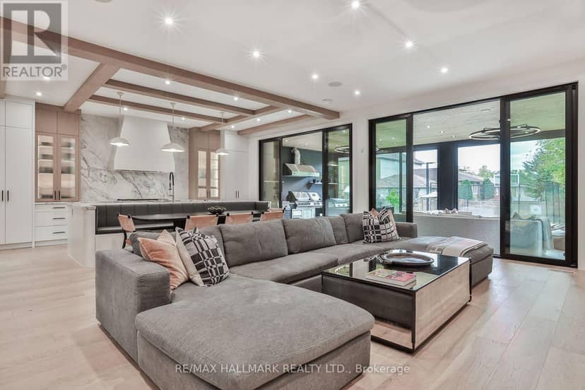14 Risa Boulevard — photo 15 of 40