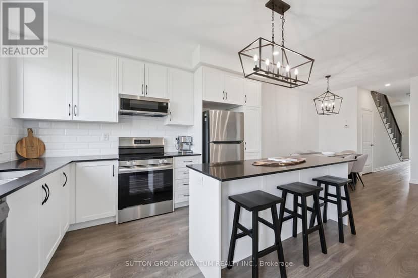 3040 Robert Lamb Boulevard, Oakville, photo 5