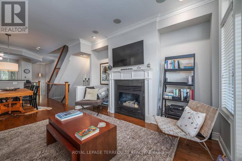 9 - 265 Van Dusen Boulevard — photo 14 of 40