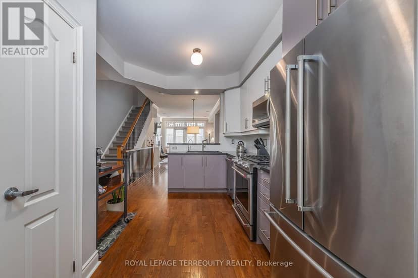 9 - 265 Van Dusen Boulevard, Toronto, photo 6