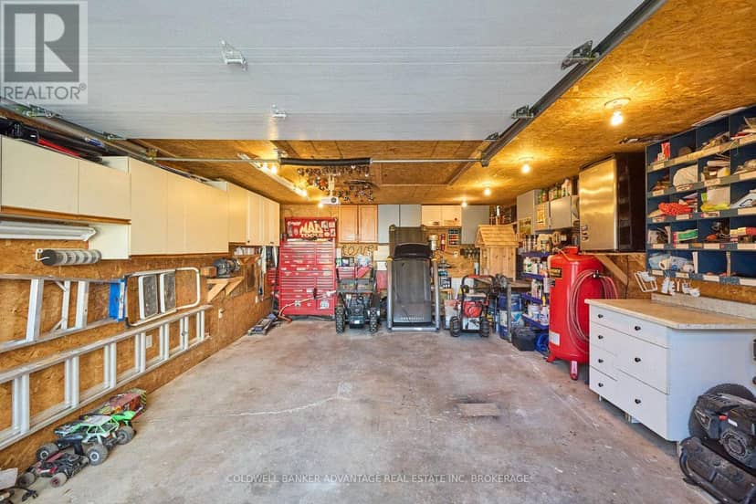 27 Chantal Court — photo 36 of 40