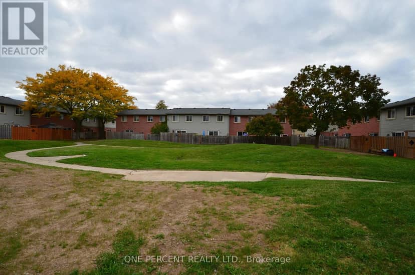 5 - 65 Dorchester Boulevard — photo 31 of 32