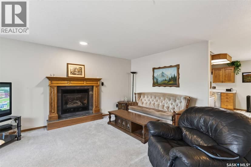 720 6th AVENUE — photo 9 of 40