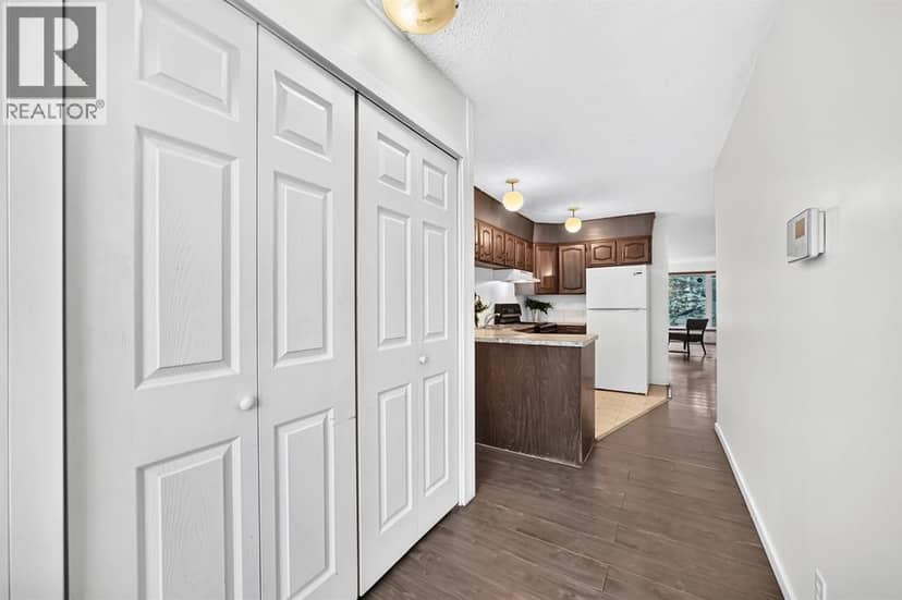 260 Berwick Drive NW — photo 18 of 40