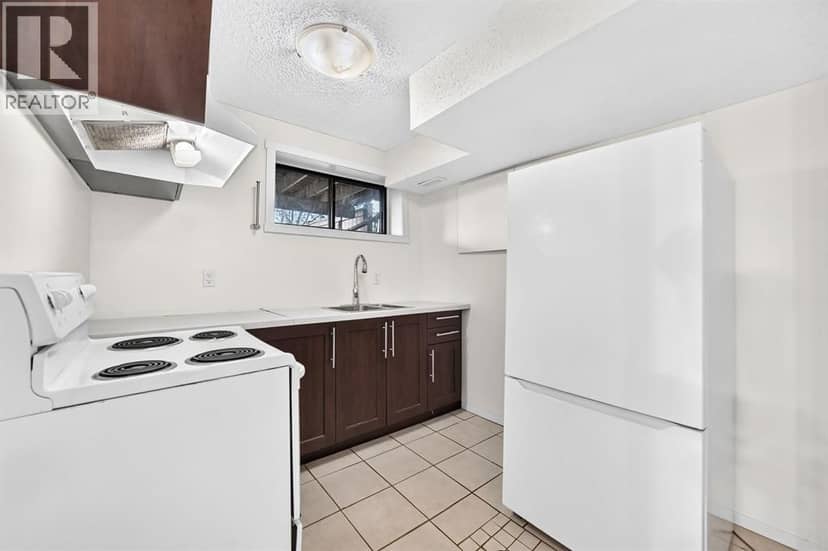 260 Berwick Drive NW — photo 32 of 40