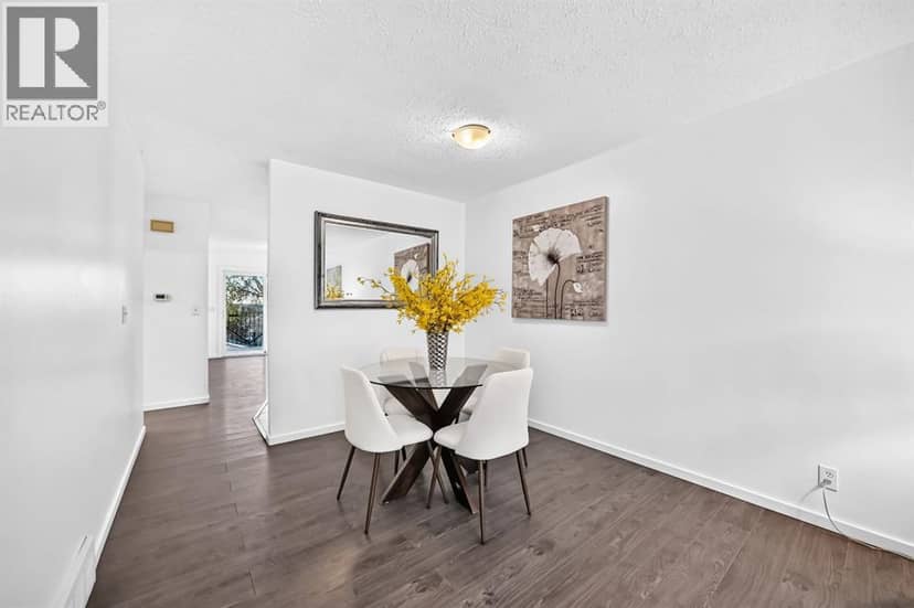 260 Berwick Drive NW, Calgary, photo 7