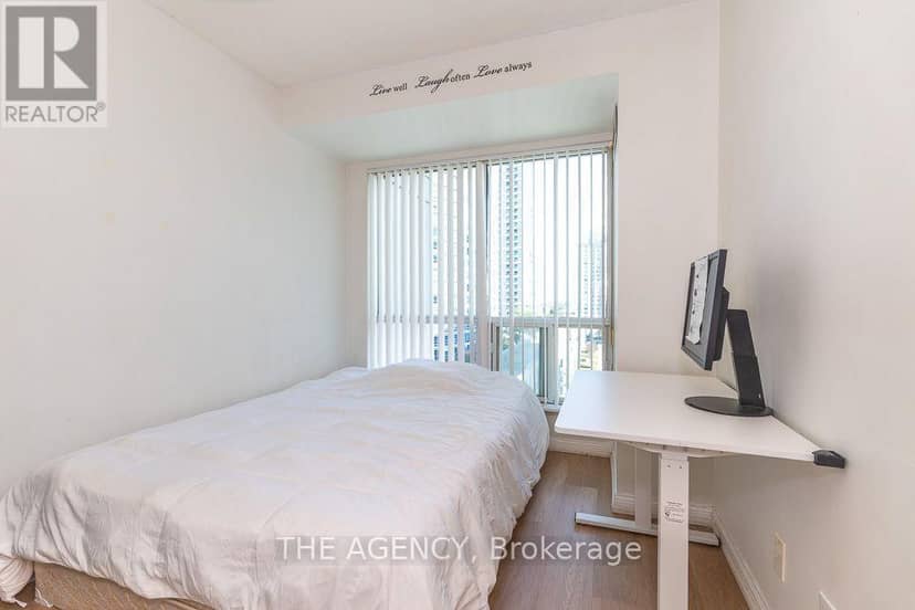 903 - 18 Lee Centre Drive, Toronto, photo 8