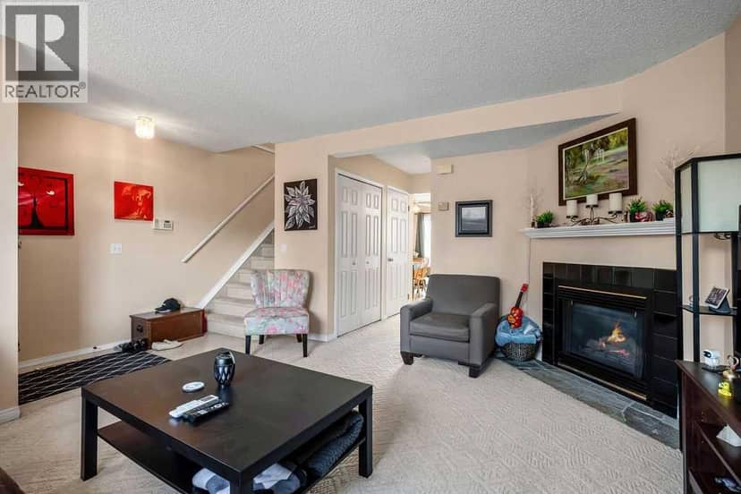 237 Mt Aberdeen Circle SE, Calgary, photo 3