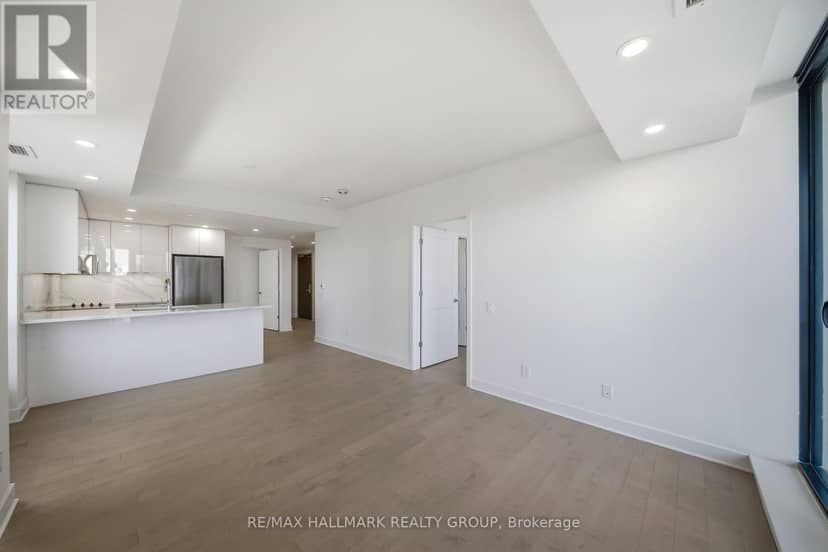 1407 - 180 George Street — photo 38 of 40