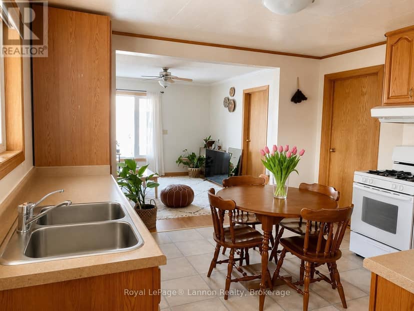 123 Burns Street, Atikokan, photo 5