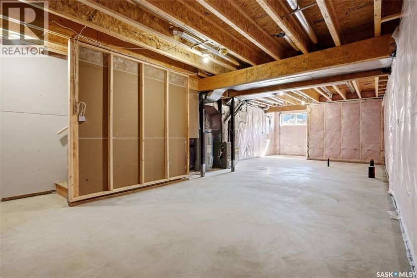 7635 Walsh AVENUE — photo 34 of 37