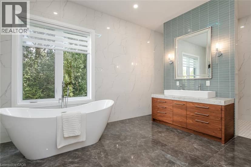 6780 Wellington Rd 10 — photo 31 of 40