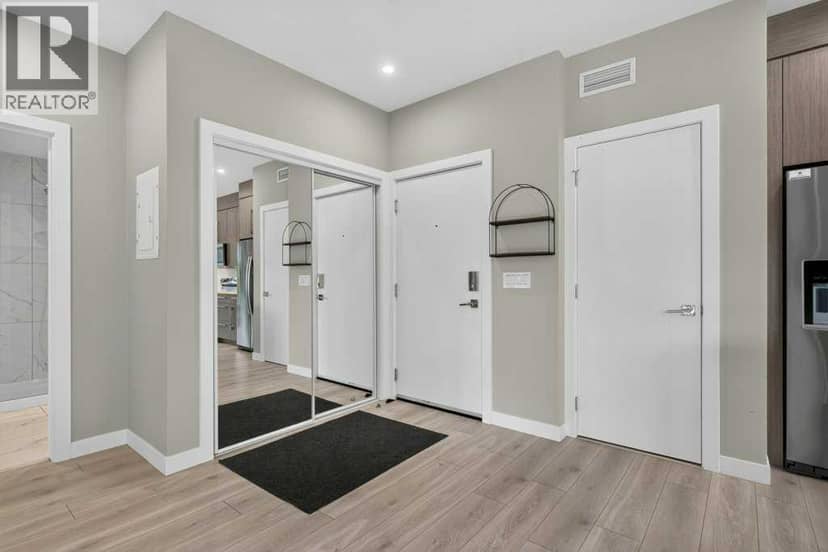 201, 383 Smith Street NW, Calgary, photo 5