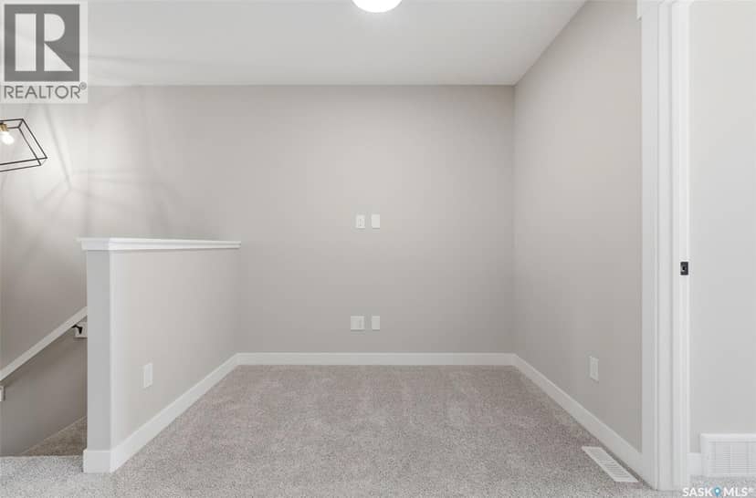 7681 Walsh AVENUE — photo 19 of 35