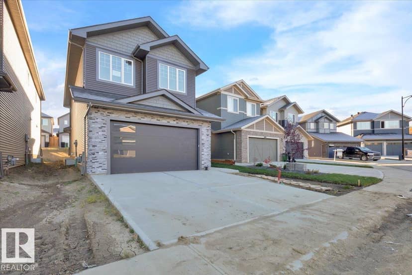 1115 Gyrfalcon Cr NW, Edmonton, photo 2