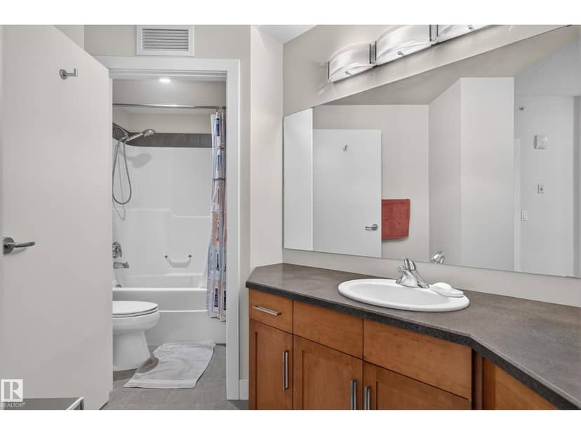 #505 11933 Jasper Av NW — photo 30 of 40