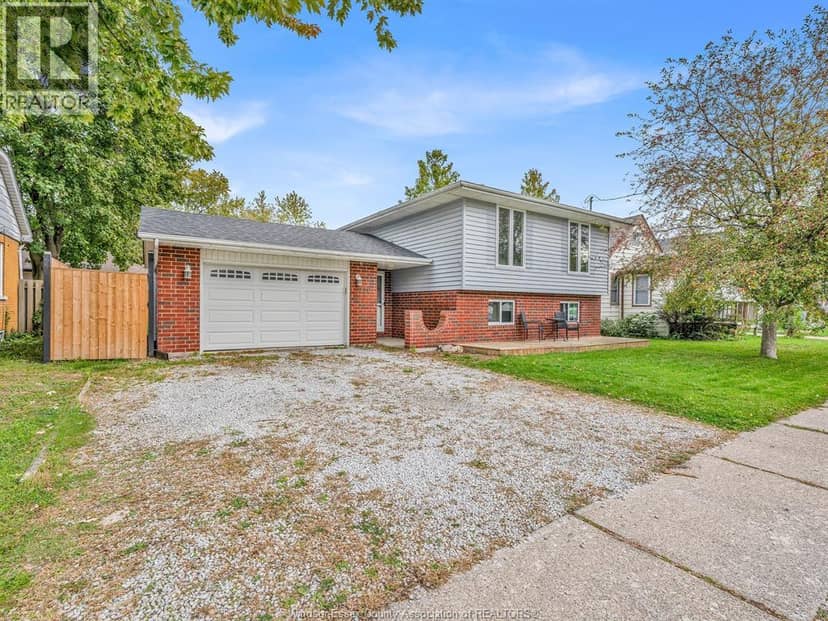 910 William Street — photo 1 of 40