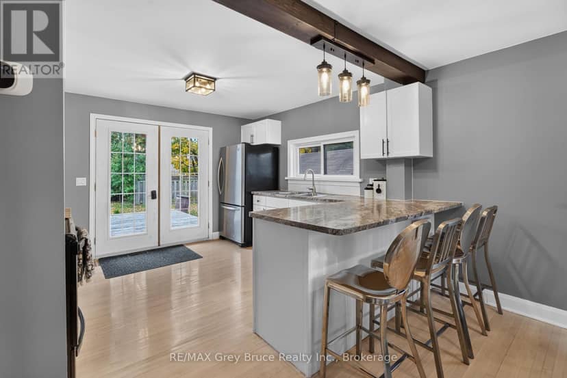 22 Cruickshank Street — photo 16 of 40