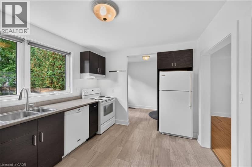 247 HOMEWOOD Avenue — photo 12 of 40