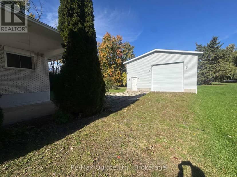 20 Ross Avenue, Quinte West, photo 3