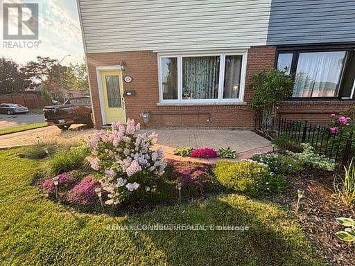 376 Dwight Avenue — photo 2 of 28