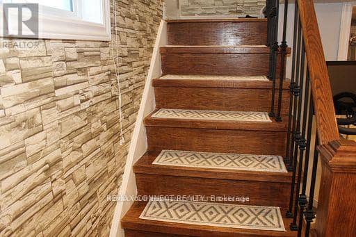 376 Dwight Avenue — photo 26 of 28
