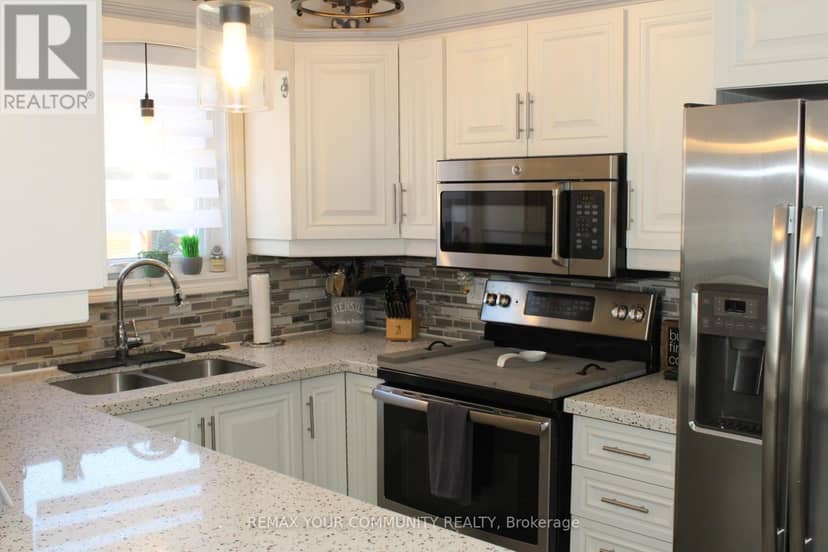 376 Dwight Avenue — photo 6 of 28