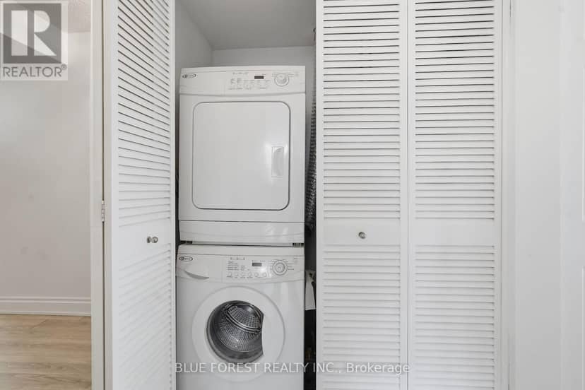 501 - 7 Picton Street — photo 16 of 30