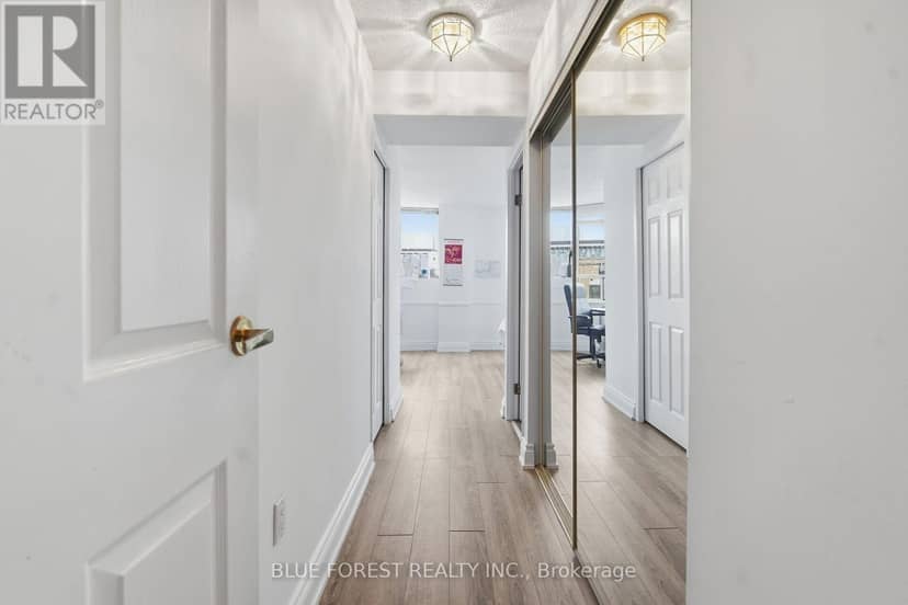 501 - 7 Picton Street — photo 20 of 30