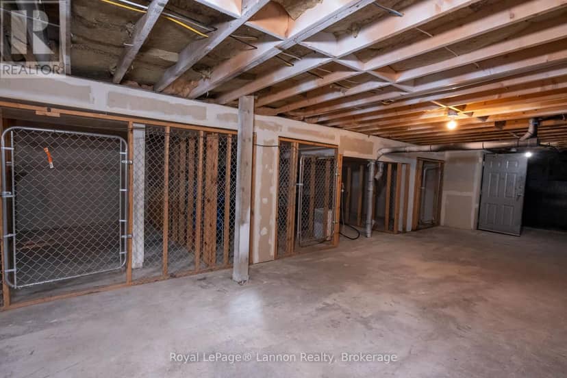 350 Bay Street — photo 33 of 35