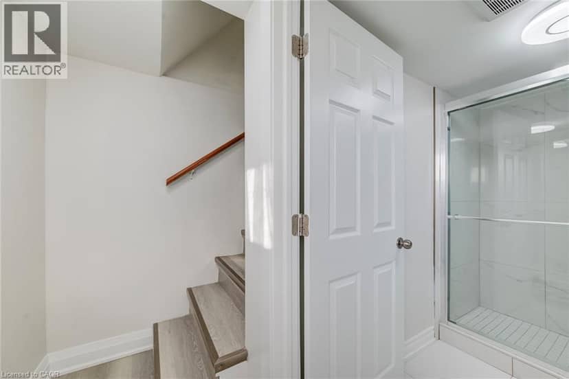 46 TRAYNOR Avenue — photo 22 of 40