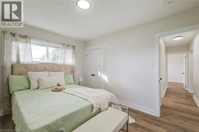 46 TRAYNOR Avenue — photo 21 of 40