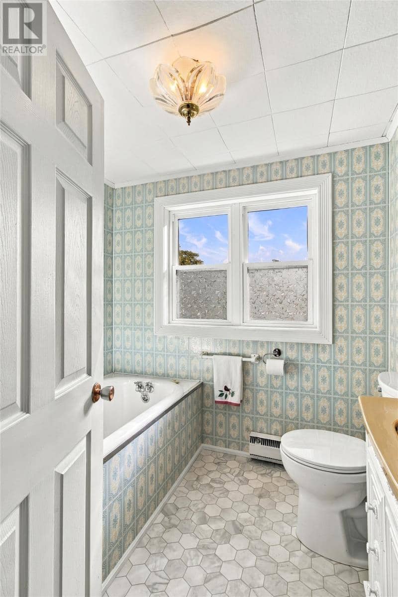 16 Cavell Avenue — photo 19 of 40