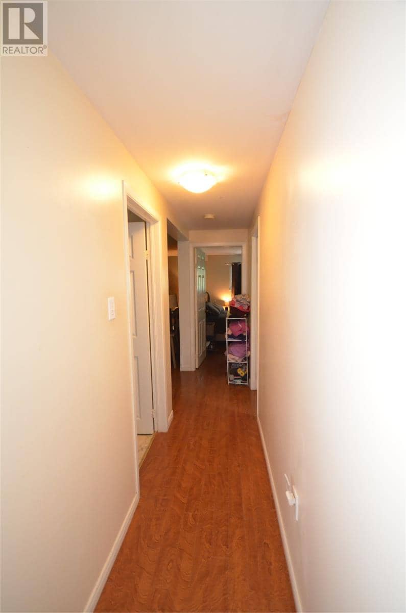 39 Kelliview Crescent — photo 25 of 40