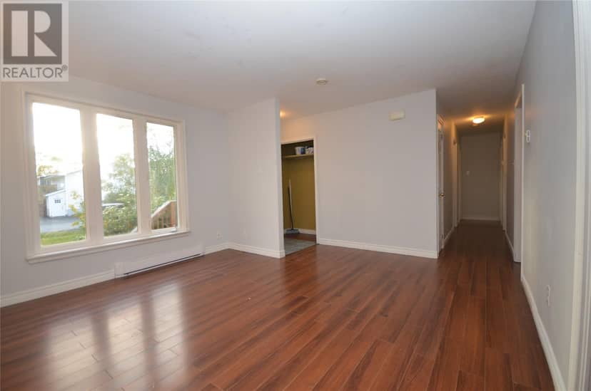 39 Kelliview Crescent — photo 4 of 40
