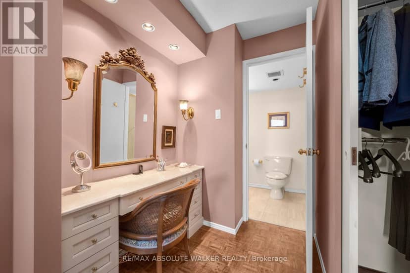 9B - 300 Queen Elizabeth Drive — photo 31 of 40