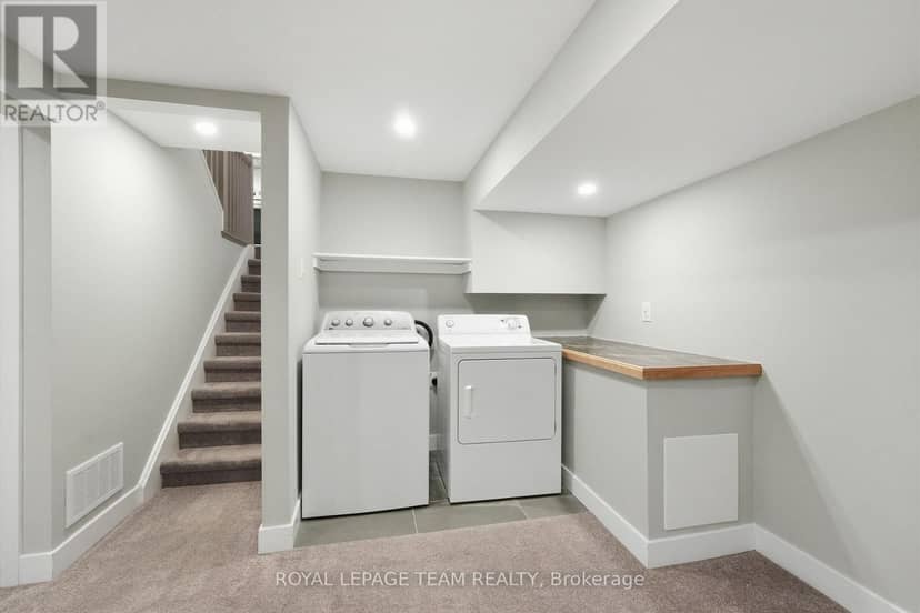 289 Montfort Street — photo 33 of 40